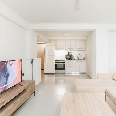 Апартаменти Beautiful Underground Nest With Prv Terrace Афіни Екстер'єр фото